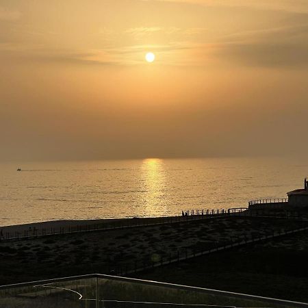 Povoa De Varzim-Sleeps4-Beachfront-Ac-Parking Zewnętrze zdjęcie