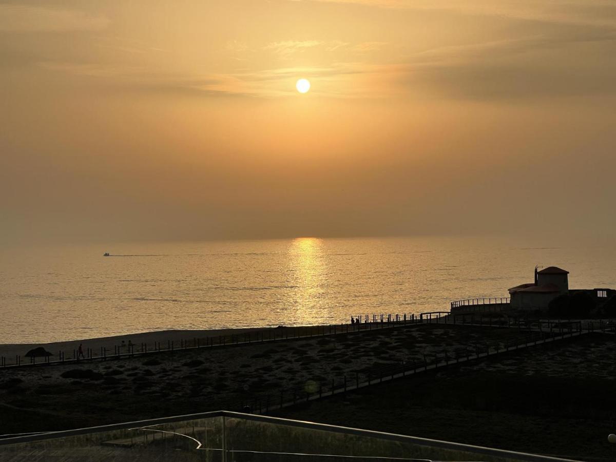Povoa De Varzim-Sleeps4-Beachfront-Ac-Parking Zewnętrze zdjęcie